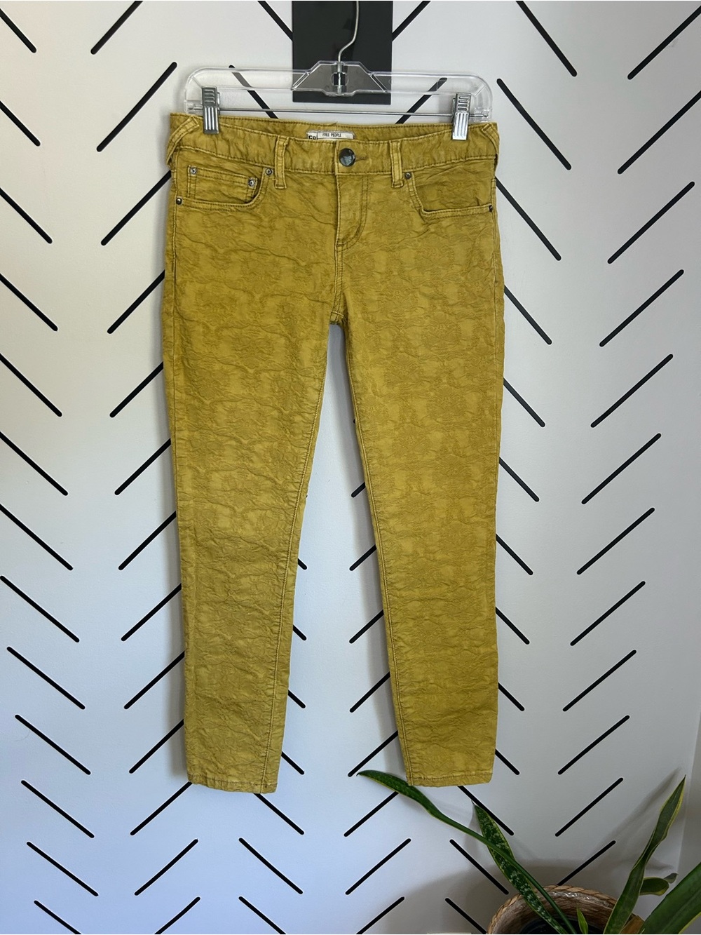 Free people mustard yellow textured low rise skinny jeans
